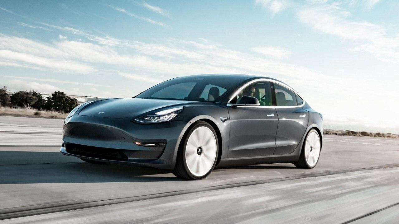 Представители Tesla подтвердили, что бамперы Model 3 не выдерживают дождь