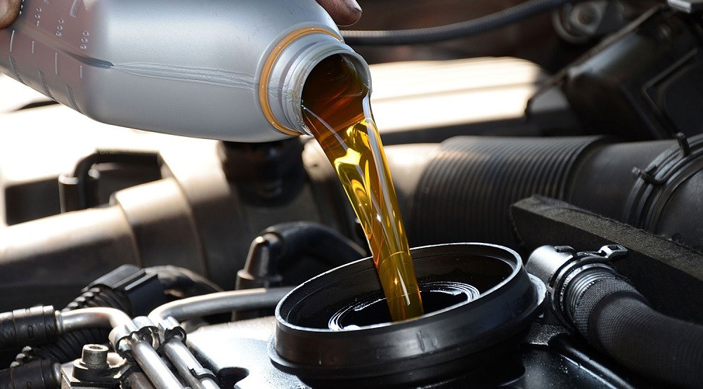 Бесплатная замена масла в «РиаМоторс»